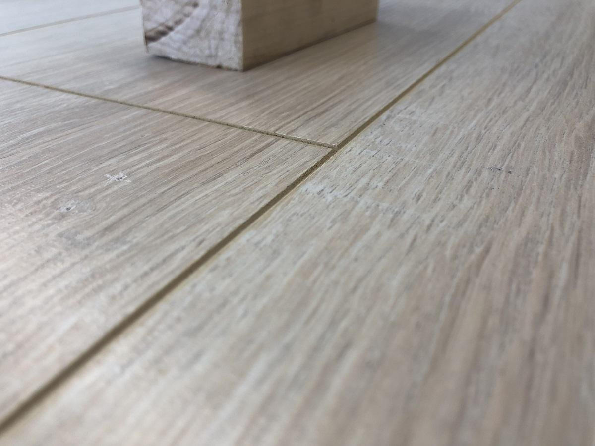 Ламинат "SunFloor" 8/32 4V Дуб Самоа 33 (1380*193*8 мм) — купить в Воронеже