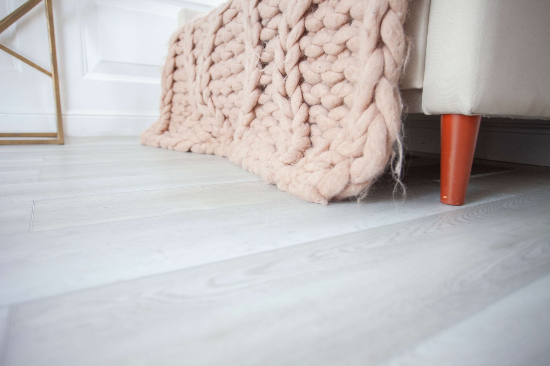 SPC ламинат «Damy Floor» Дуб Зимний (1220*180*4 мм) — купить в Воронеже