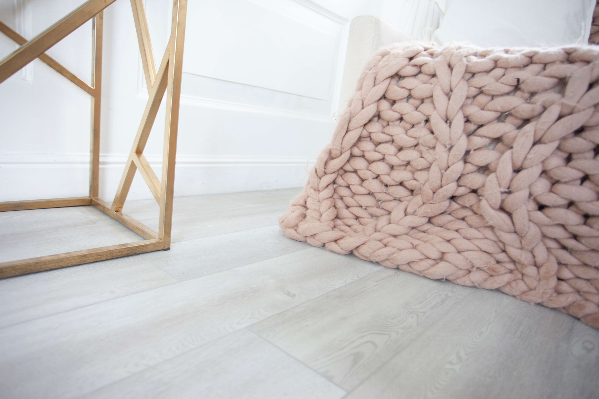 SPC ламинат «Damy Floor» Дуб Зимний (1220*180*4 мм) — купить в Воронеже